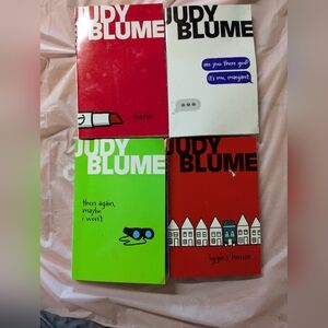 Judy Blue Kids Book Collection - Red, Green